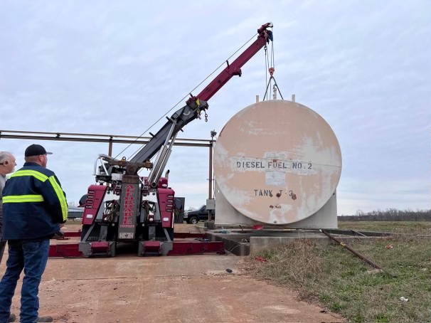 Heavy duty towing, huntsville, rotator recovery, Bradford's Truck & Trailer Repair Inc